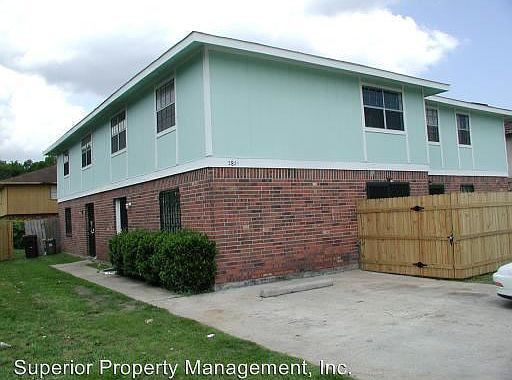 1st image of 2821 Greenwood St APT A