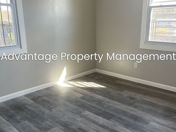 5th image of 3011 McAdoo Ave Unit 102