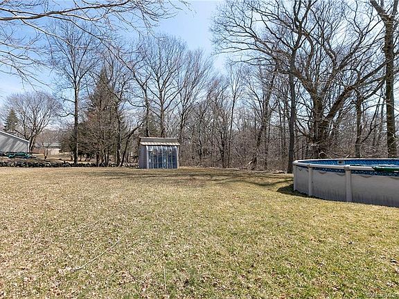5th image of 44 Condon Dr