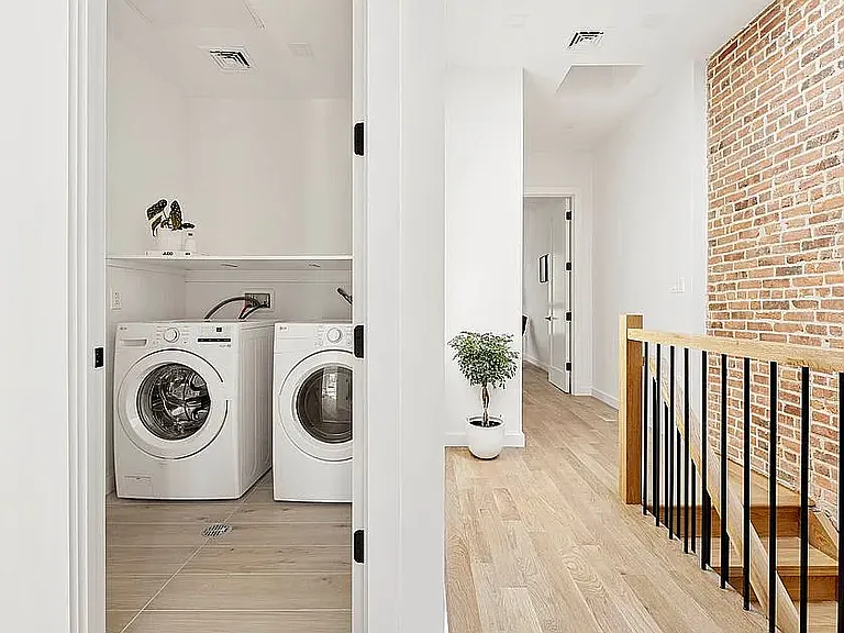 511 Chauncey St #TNHS — Photo 9