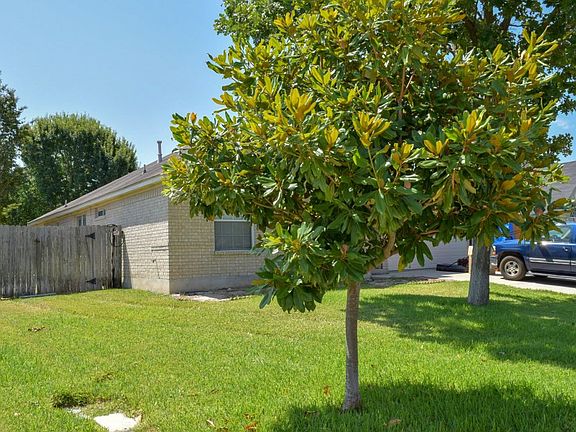 2nd image of 449 Walnut Heights Blvd