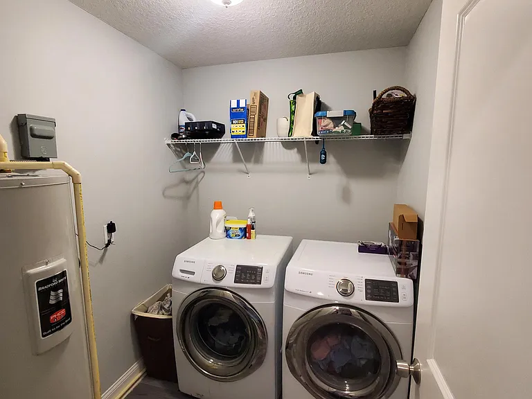 6906 N Highland Ave — Photo 13