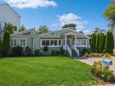 28 Newell Place, Fairfield, CT, 06824