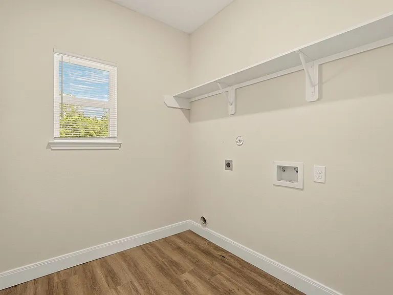2218 Bringhurst St #B — Photo 16