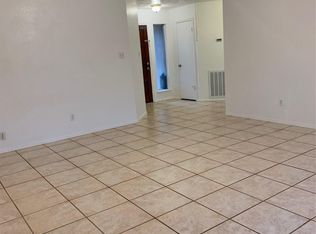 10901 Dogwood Dr, La Porte, TX 77571