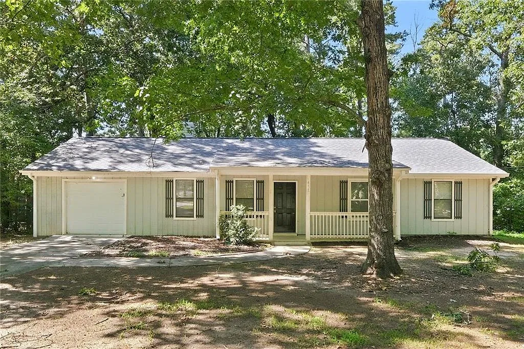 3 bed, 2.0 bath, 1346 sqft, $1,730 — Photo 1