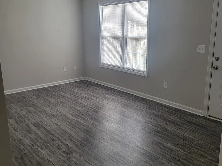 496 Grand Summit Blvd — Photo 3