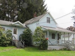 208 1st Ave, Rouseville, PA 16344