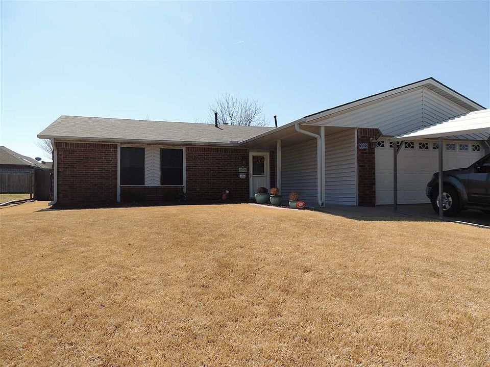 1st image of 3922 SW Parkridge Blvd