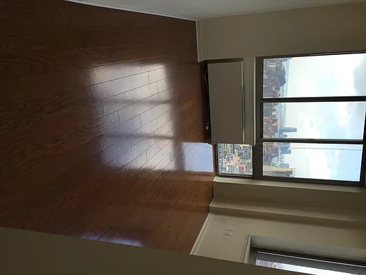 Rented by Chelsea Tower | media 2