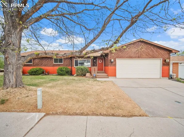1453 Friendship Ln E, Colorado Springs, CO 80904