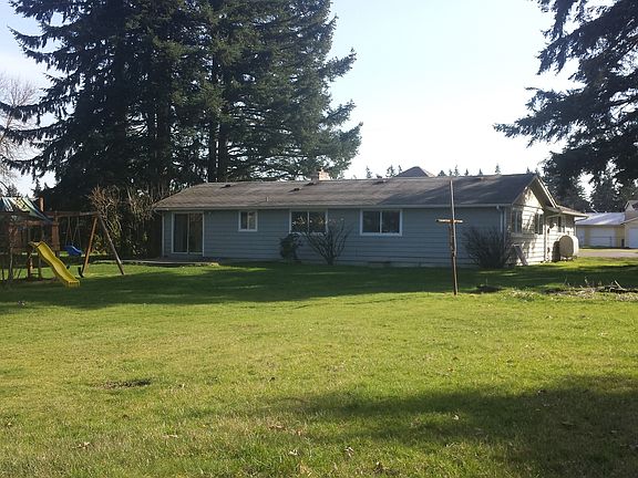 2nd image of 2409 172nd St E