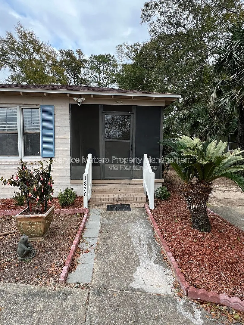 4 bed, 3.0 bath, 1682 sqft, $2,275 — Photo 2