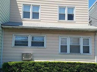 71 Kennedy Blvd, Bayonne, NJ 07002