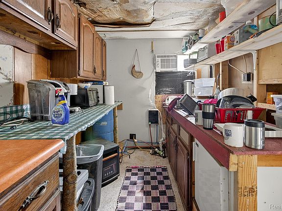 5th image of 2633 S Stevens Rd