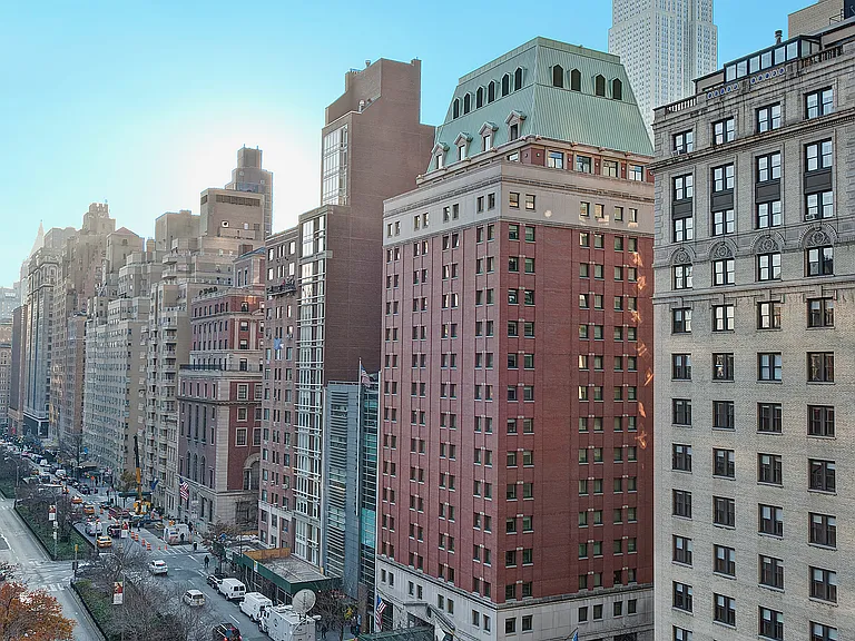 77 Park Ave #10B — Photo 3