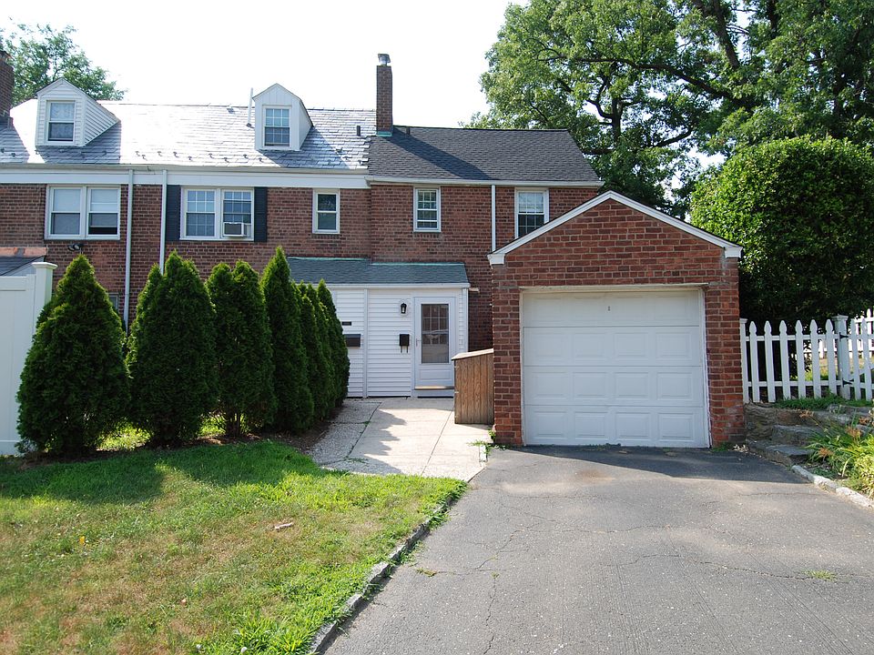 1st image of 1070 Palmer Ave