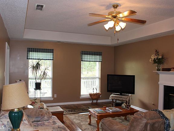 2nd image of 310 Kripple Kreek Dr