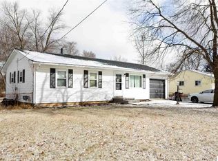 204 Lark Dr, Jackson, MI 49202