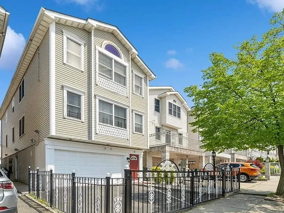 38 Grieco Dr #1