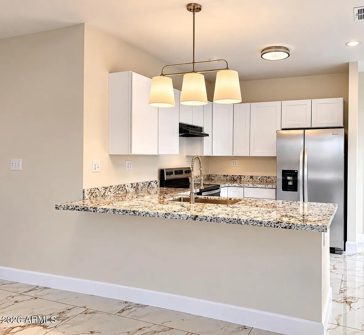 3 bed, 2.0 bath, 1550 sqft, $2,000 — Photo 4