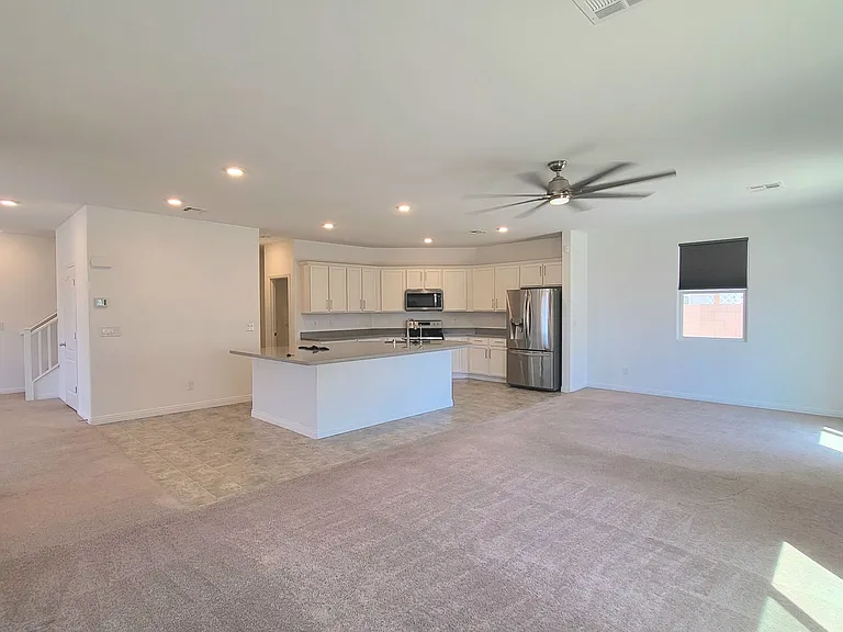 3807 E Summit Ave — Photo 11