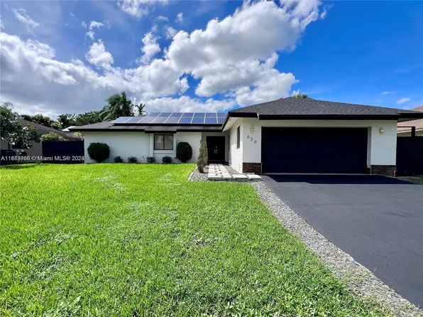 620 SW 98th Ter, Pembroke Pines, FL 33025