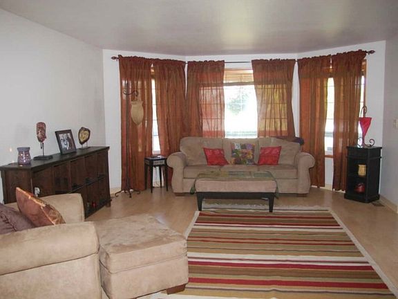 2nd image of 19207 110th Avenue Ct E