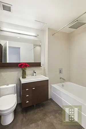 148 E 24th St #3E — Photo 16