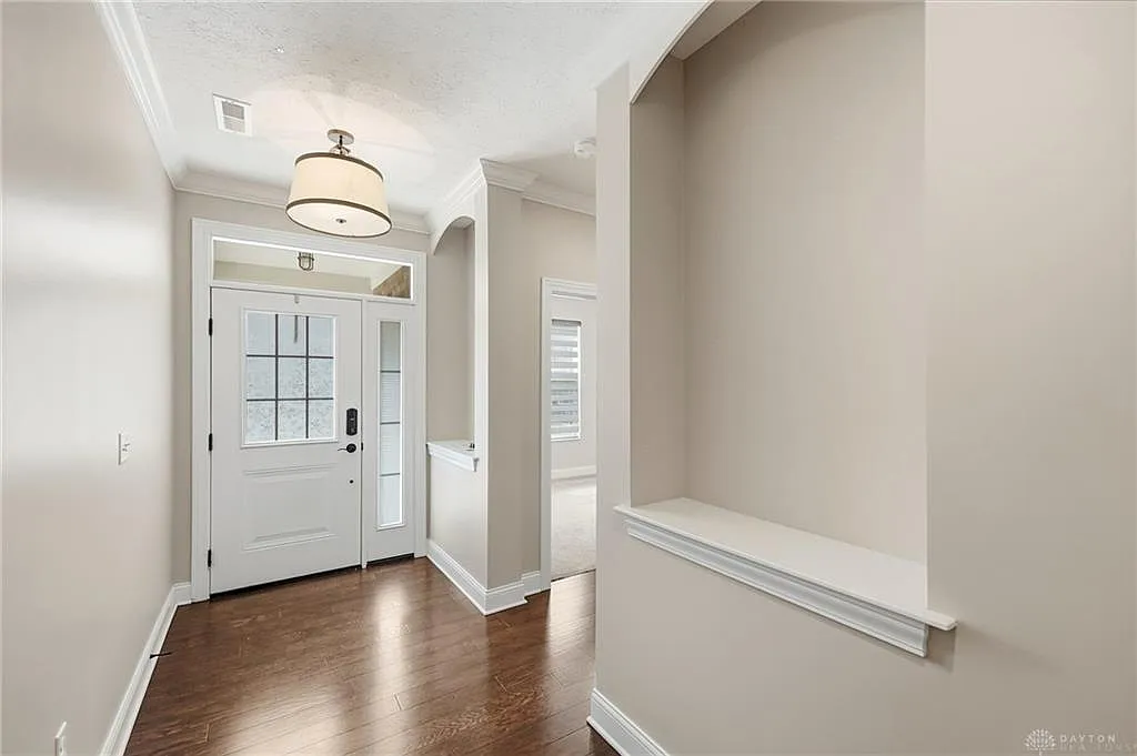 3 bed, 2.0 bath, 1523 sqft, $2,500 — Photo 4