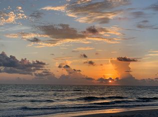 3104 Avenue E, Holmes Beach, FL 34217