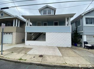 208 N Sacramento Ave, Ventnor, NJ 08406