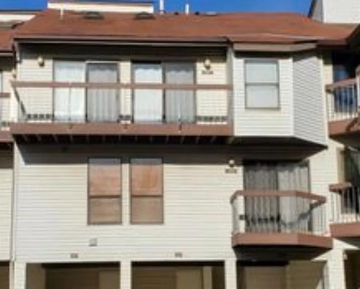 3517 Richmond Ct — Photo 1