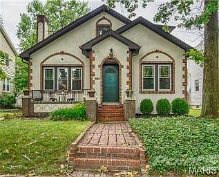 Welcome to 822 Brownell, a charming bungalow in a terrific commu