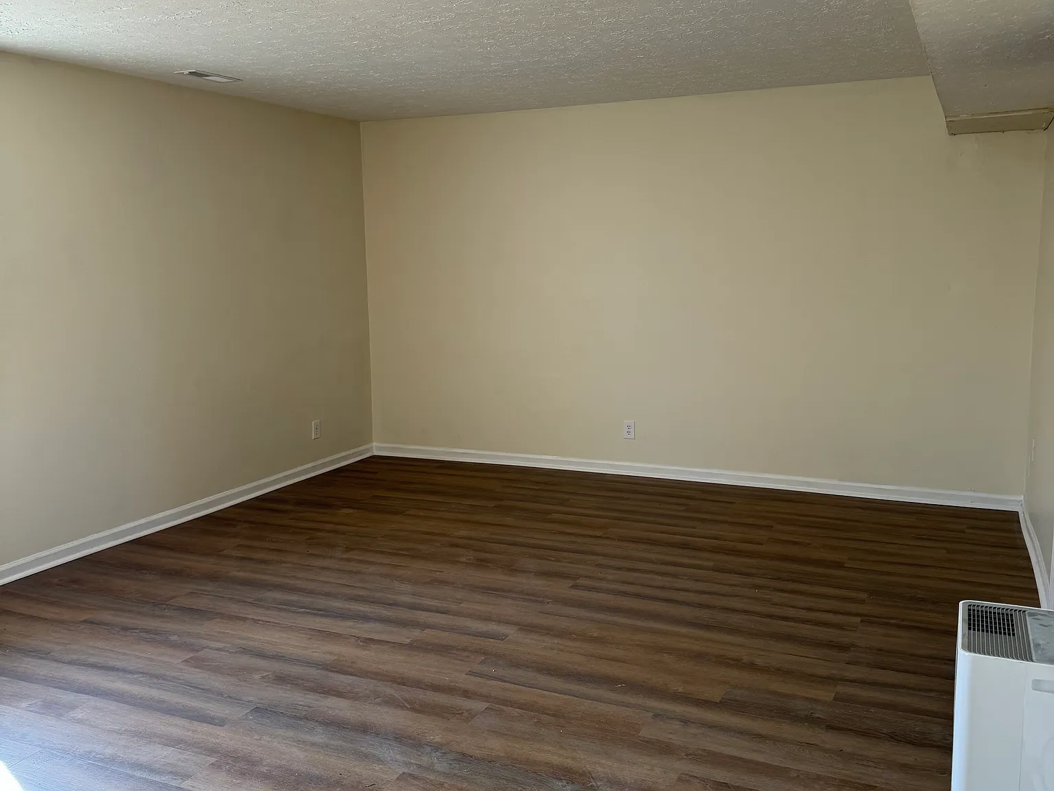 1 bed, 750 sqft, $750 — Photo 2
