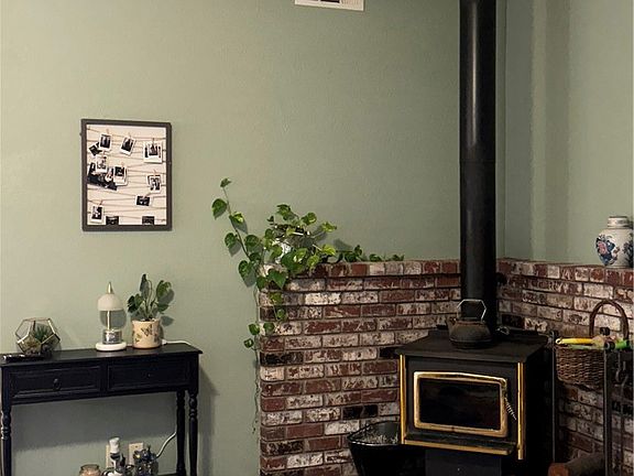 5th image of 8220 Marek Rd