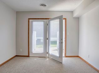 306 S State St, Champaign, IL 61820