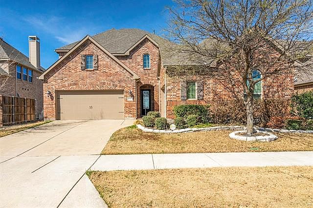 1st image of 698 Caveson Dr
