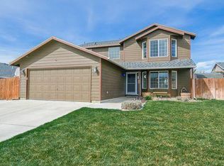 7715 Galiano Dr, Pasco, WA 99301