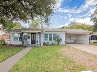 1303 Love St, Victoria, TX 77901