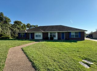 215 Cathy Dr, Robinson, TX 76706
