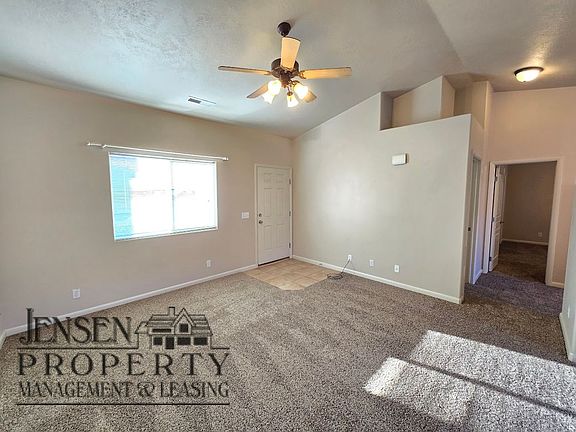 4th image of 470 S Puerto Dr