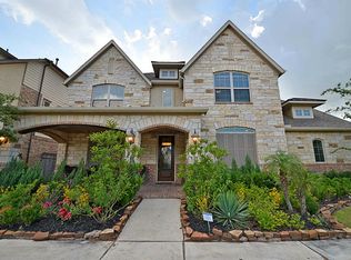 702 Arden Oaks Dr, Sugar Land, TX 77479