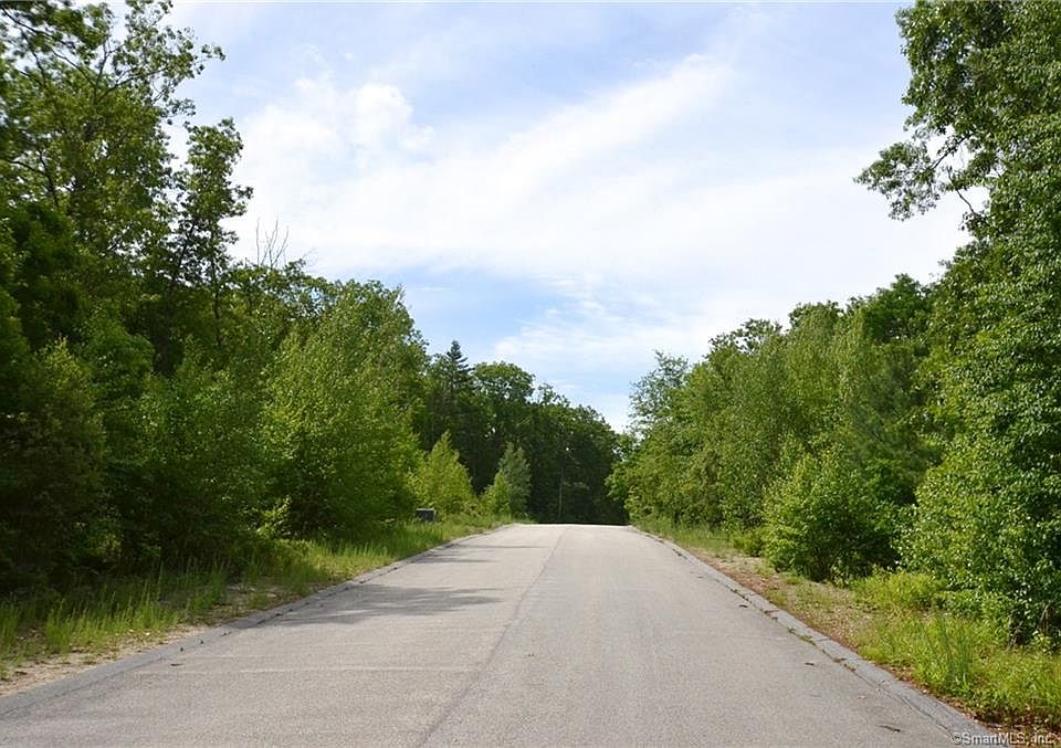2nd image of Logan Ln