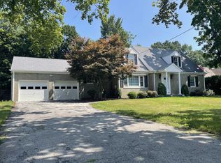 22 Van Ness Rd, Beacon, NY 12508