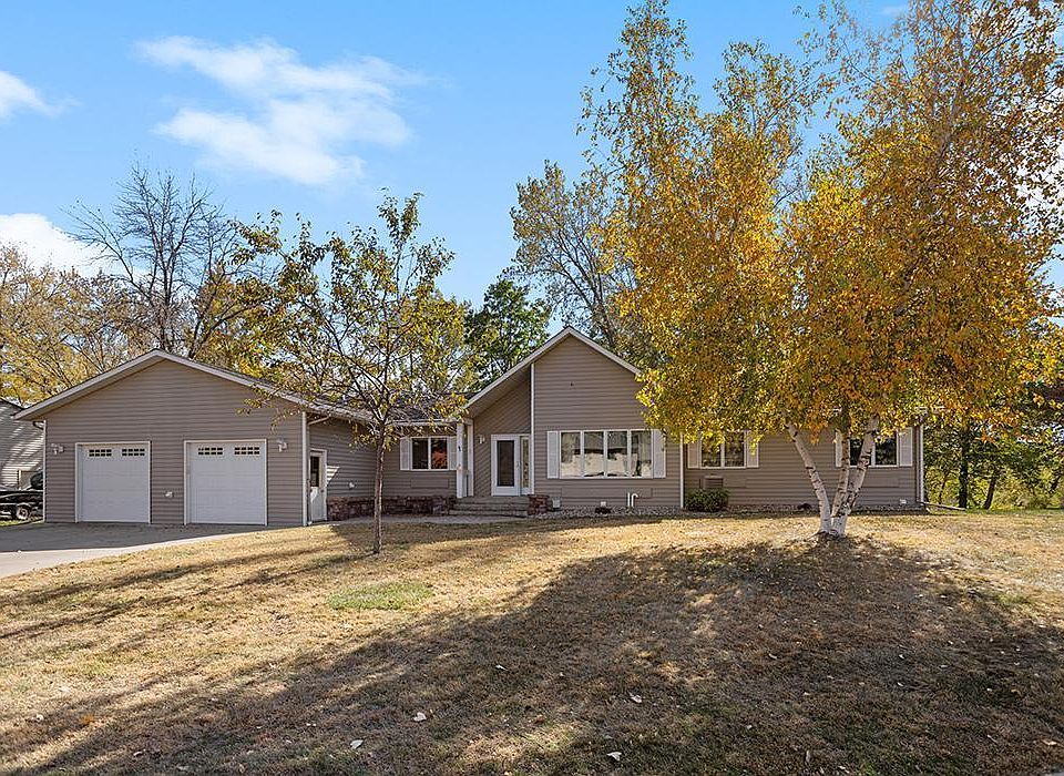 1st image of 65 Southwood Dr