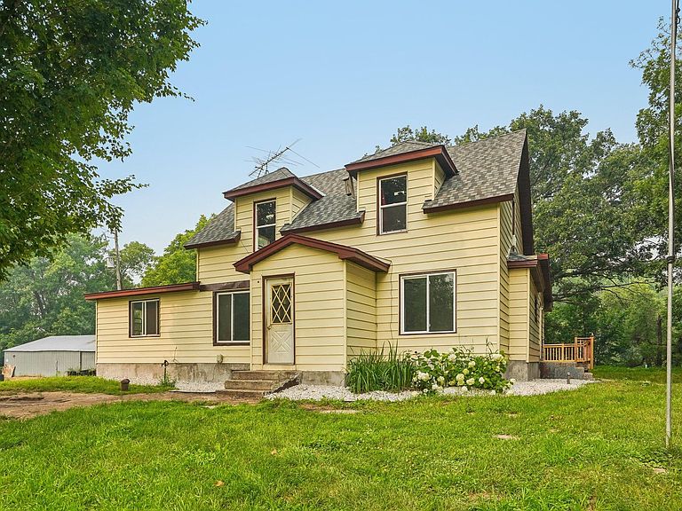 Listing photo 5