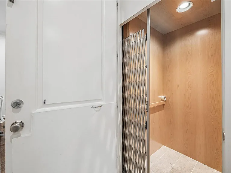 6015 Post Oak Green Ln — Photo 5
