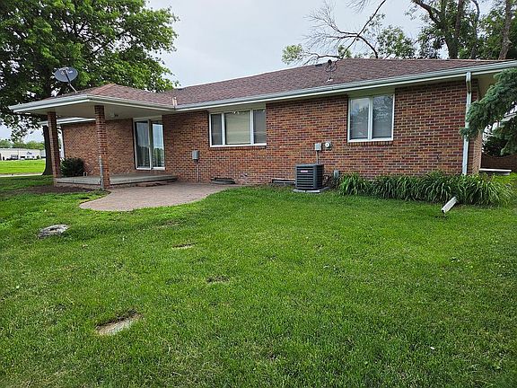 2nd image of 720 Apache Dr