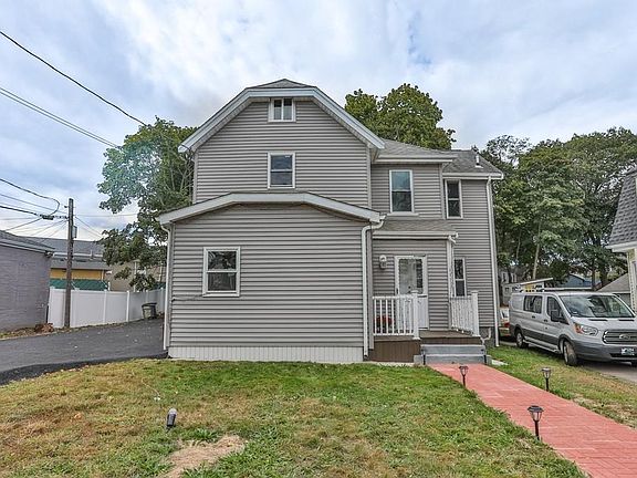 4th image of 117 Standish Ave